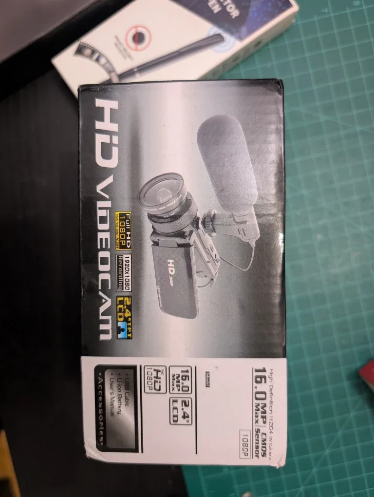 New HD Digital Video Camera DV100 Black