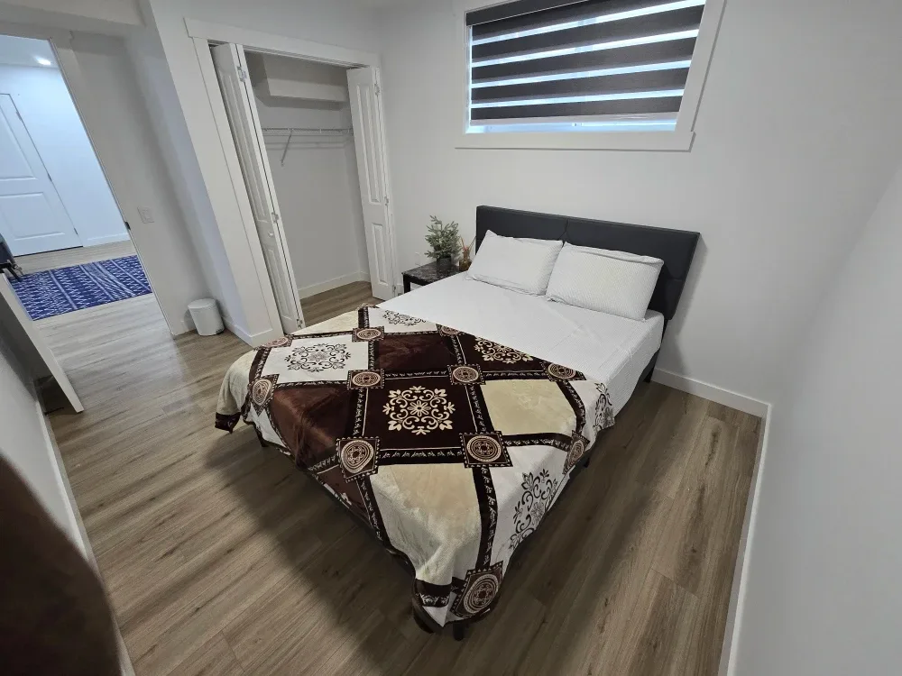 2 Bedrooms Fully Furnished Basement for rent in Chestermere. image indicator(2)