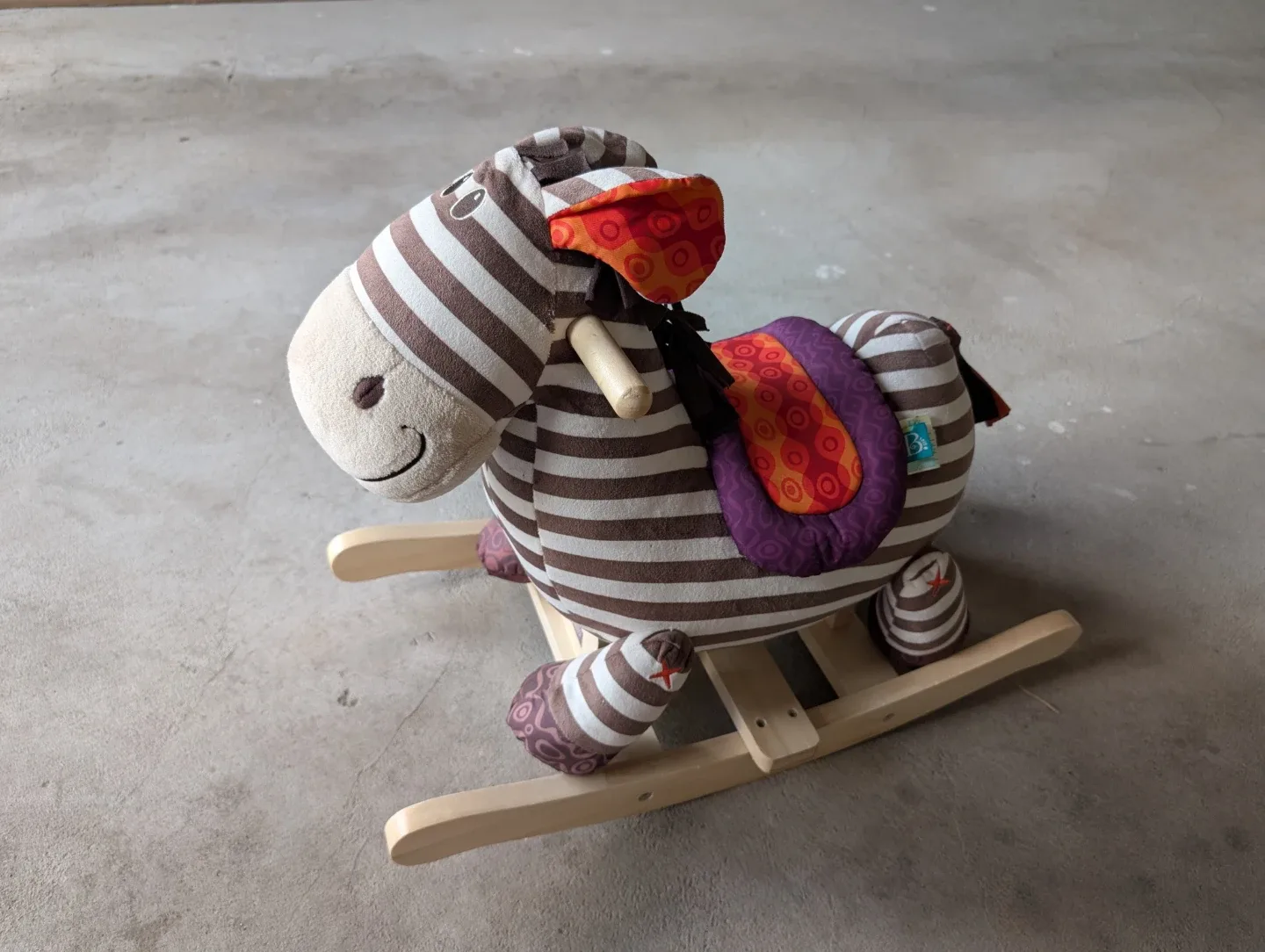 Jeep 3-in-1 Baby Walker & Rocking Zebra image indicator(2)