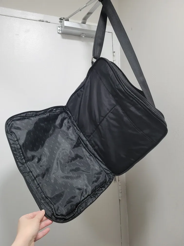 MEXX Black Shoulder Bag image indicator(5)