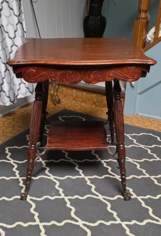 Antique Dark Wood Side Table image indicator(3)