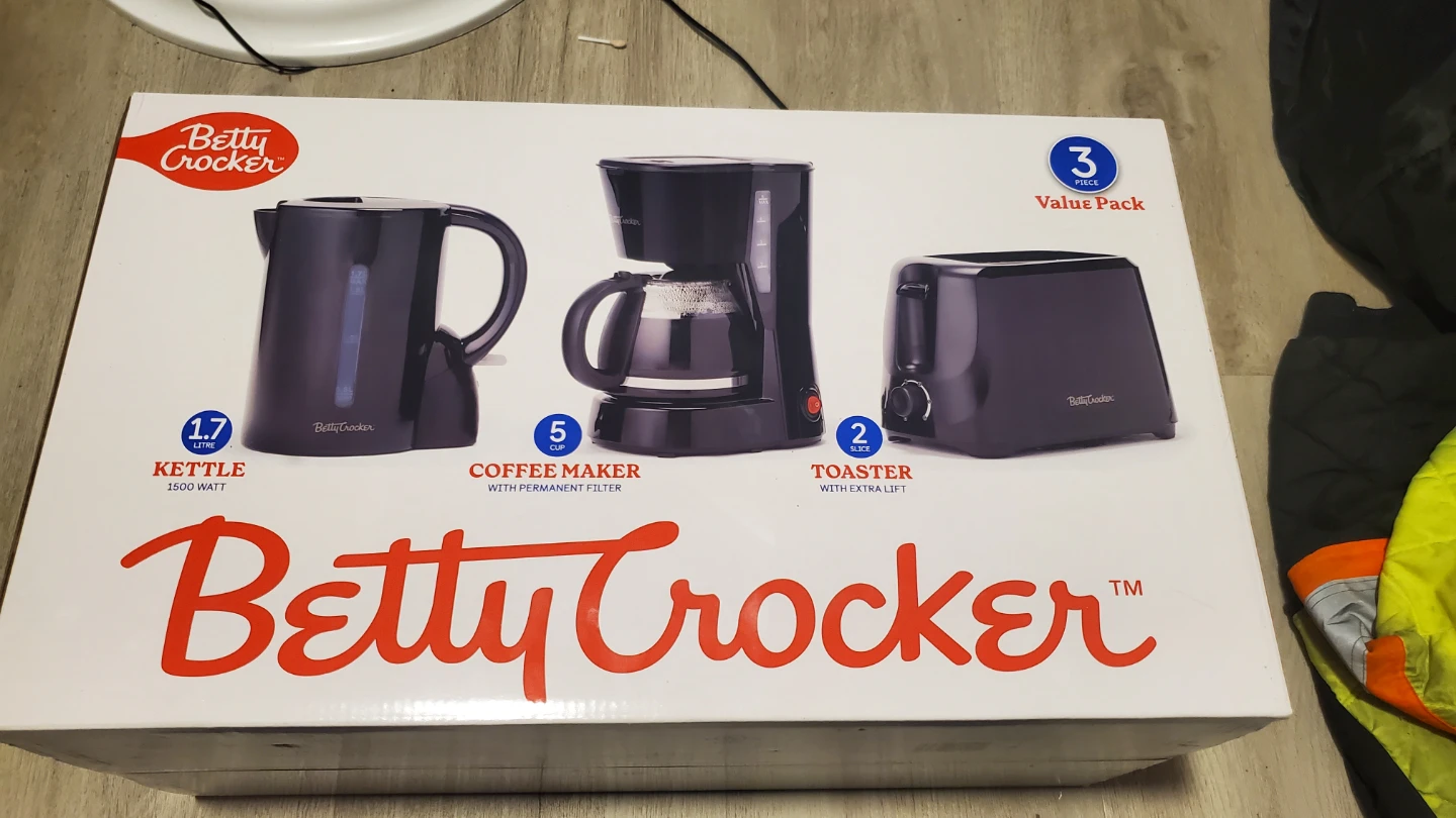 Betty Crocker 3-Piece Kitchen Set