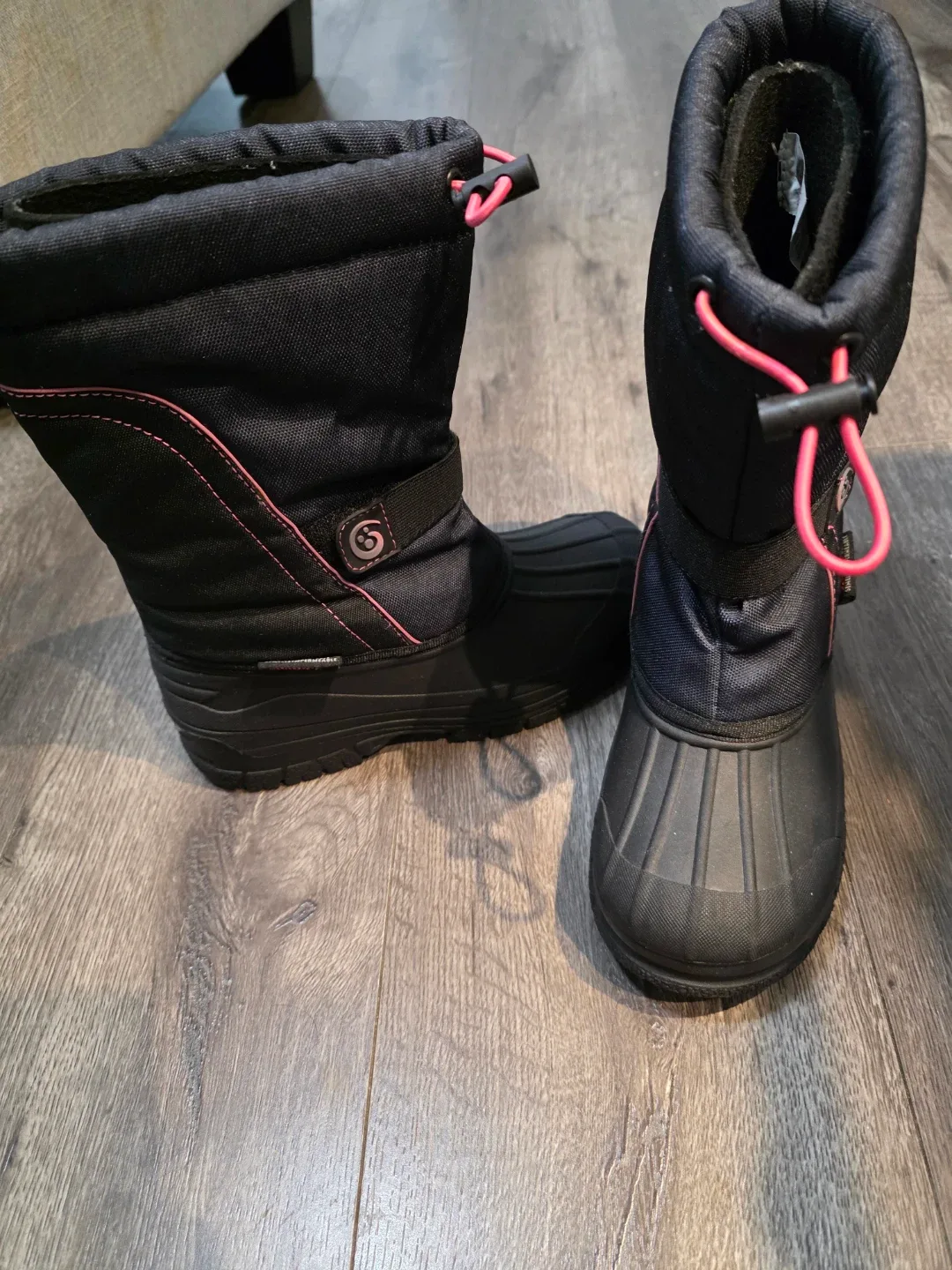 George Black & Pink Winter Boots - Size 2