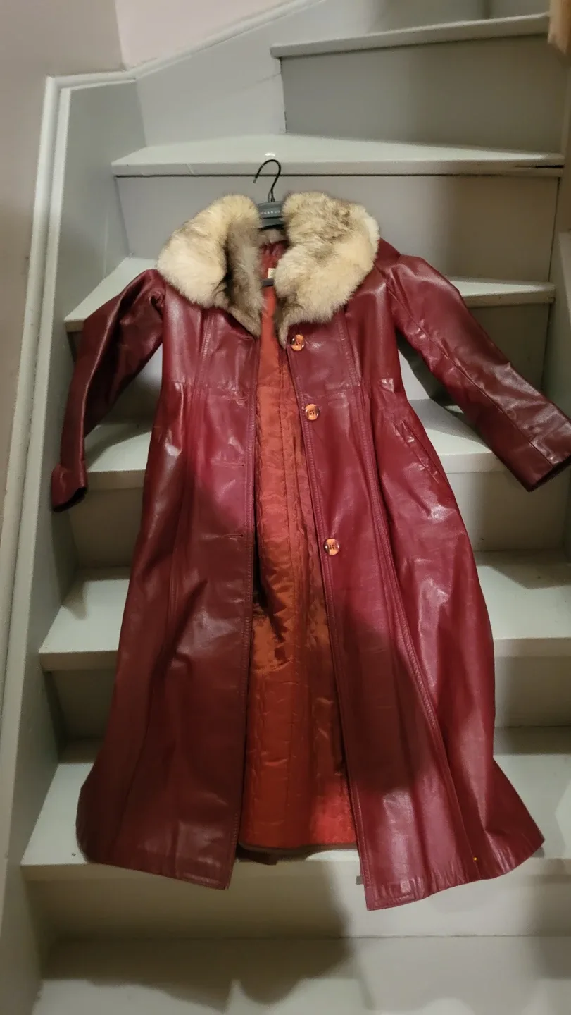 Leather Attic Red Leather Coat Size 7/8 image indicator(5)