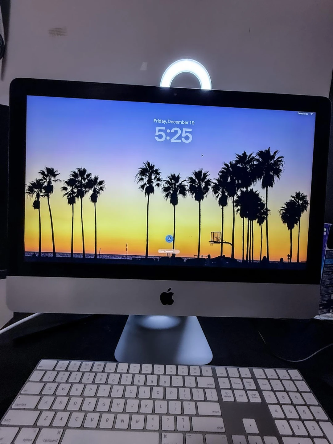 Apple iMac 21.5-inch, 2019