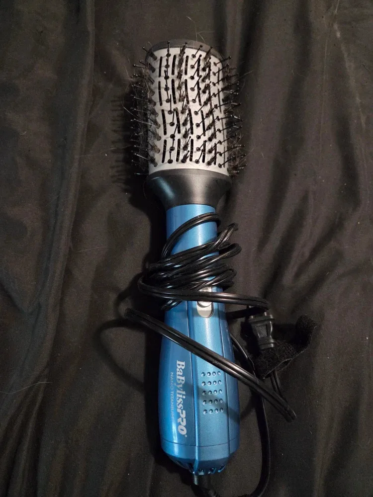 BabylissPRO Nano Titanium Rotating Hot Brush