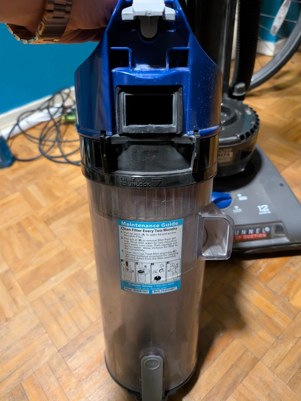 Hoover vacuum - not new but barely used image indicator(7)