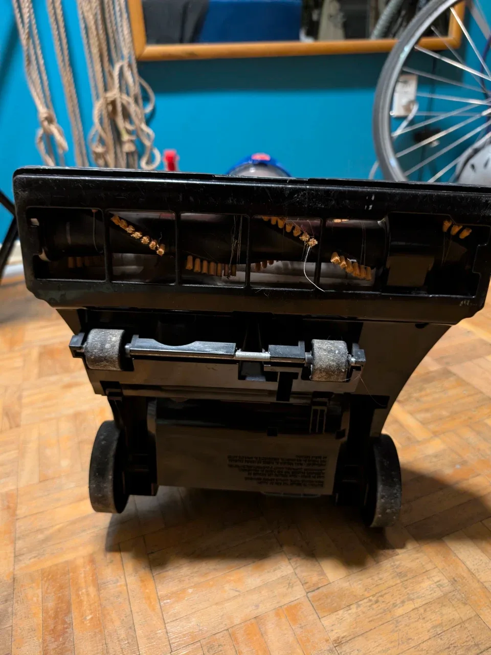 Hoover vacuum - not new but barely used image indicator(8)