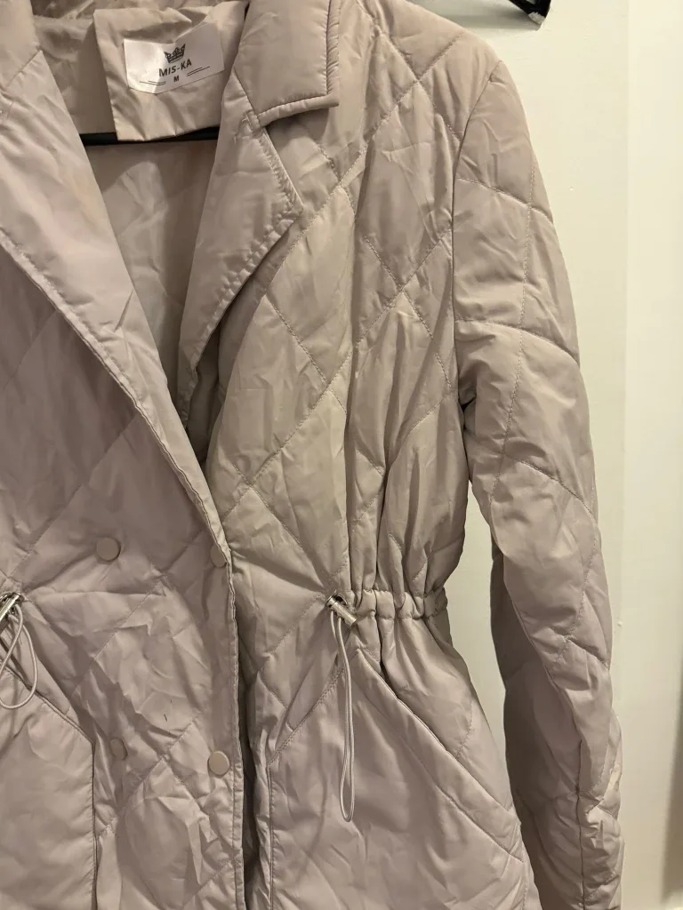 Women Quilted Jacket Beige- Size M image indicator(3)
