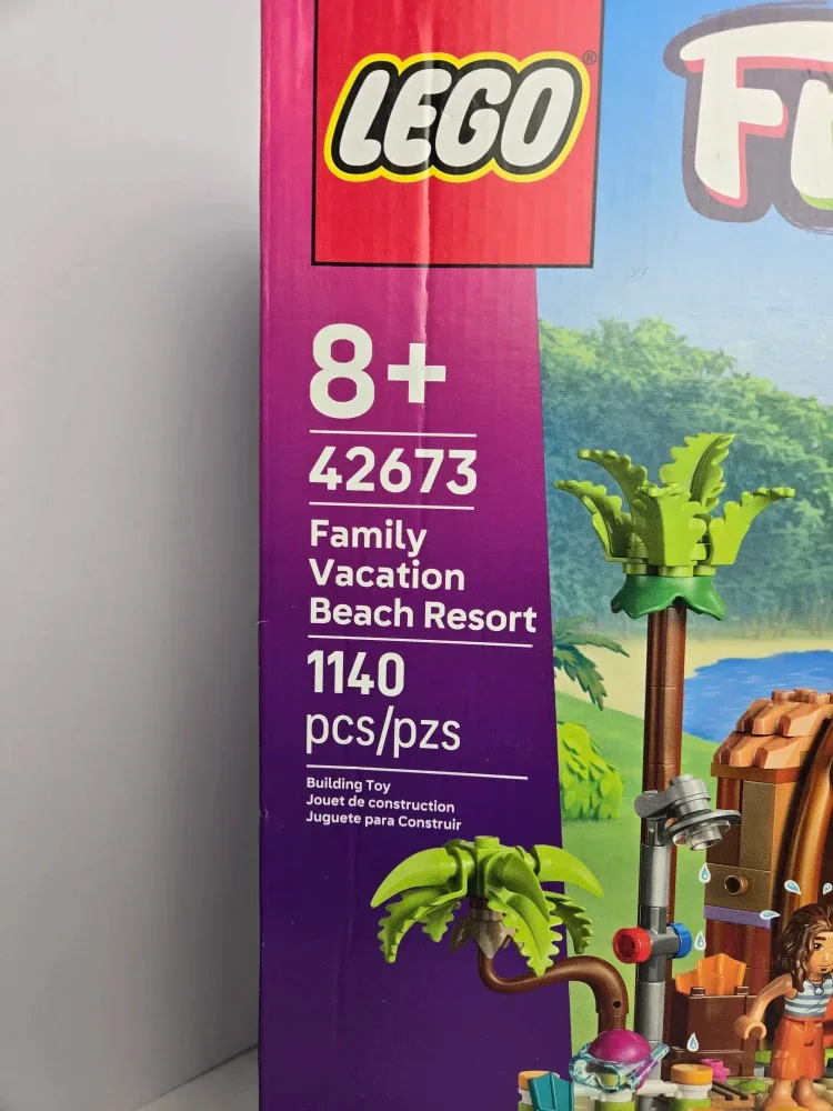 Brand new sealed lego friends family beach vacation image indicator(2)
