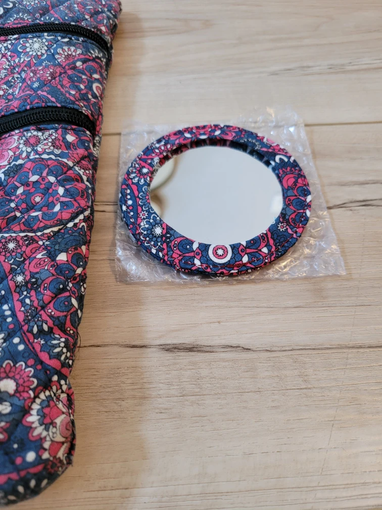 Haband Quilted Crossbody Bag w/ Matching Pocket Mirror - photo 2