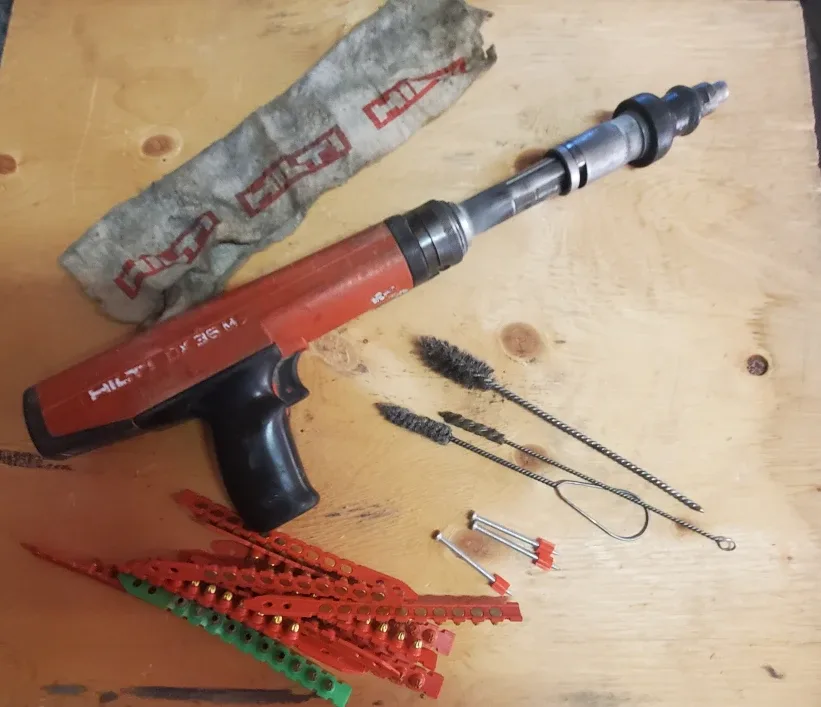 Hilti DX 36 M Powder-Actuated Tool #cleanout image indicator(6)