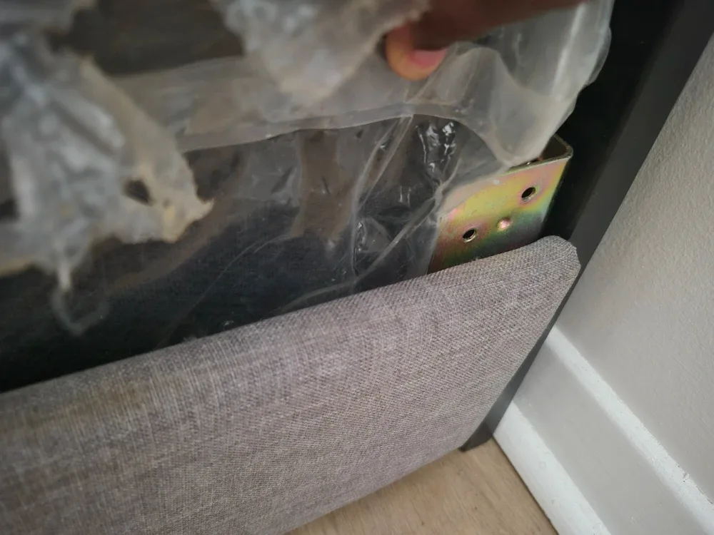 #Cleanout - Queen size bed set image indicator(3)