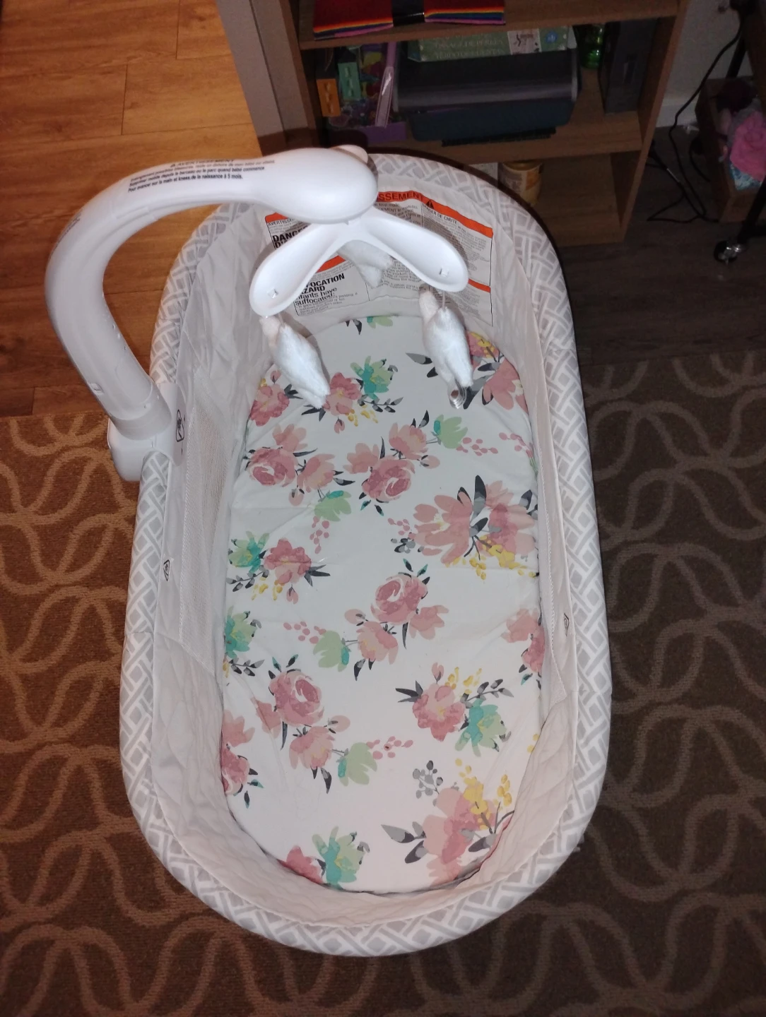 Delta Children Sweet Beginnings Bassinet - photo 4