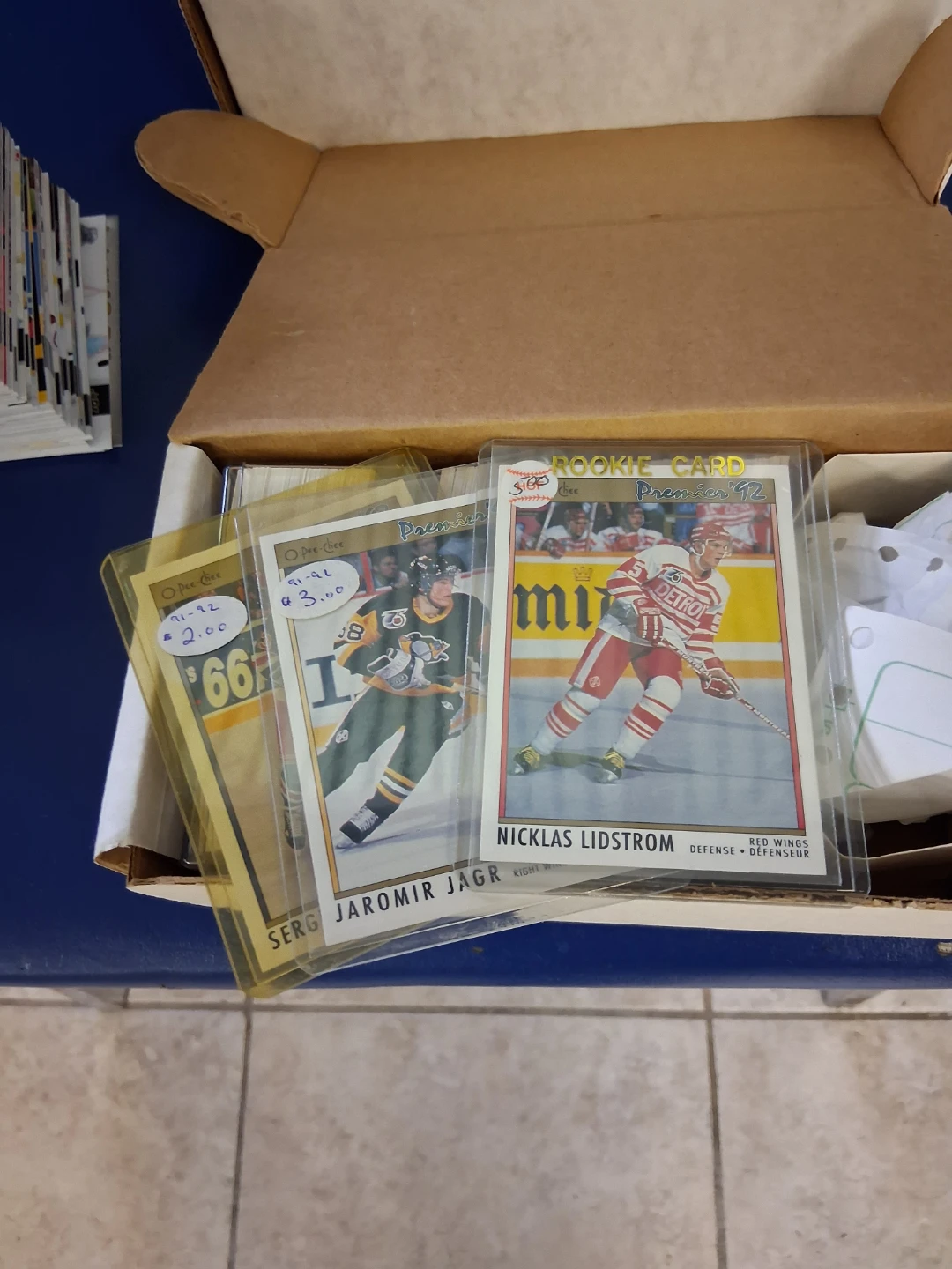12 complete hockey card sets - photo 5