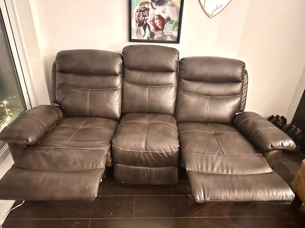 Brown Leather Reclining Sofa - photo 5