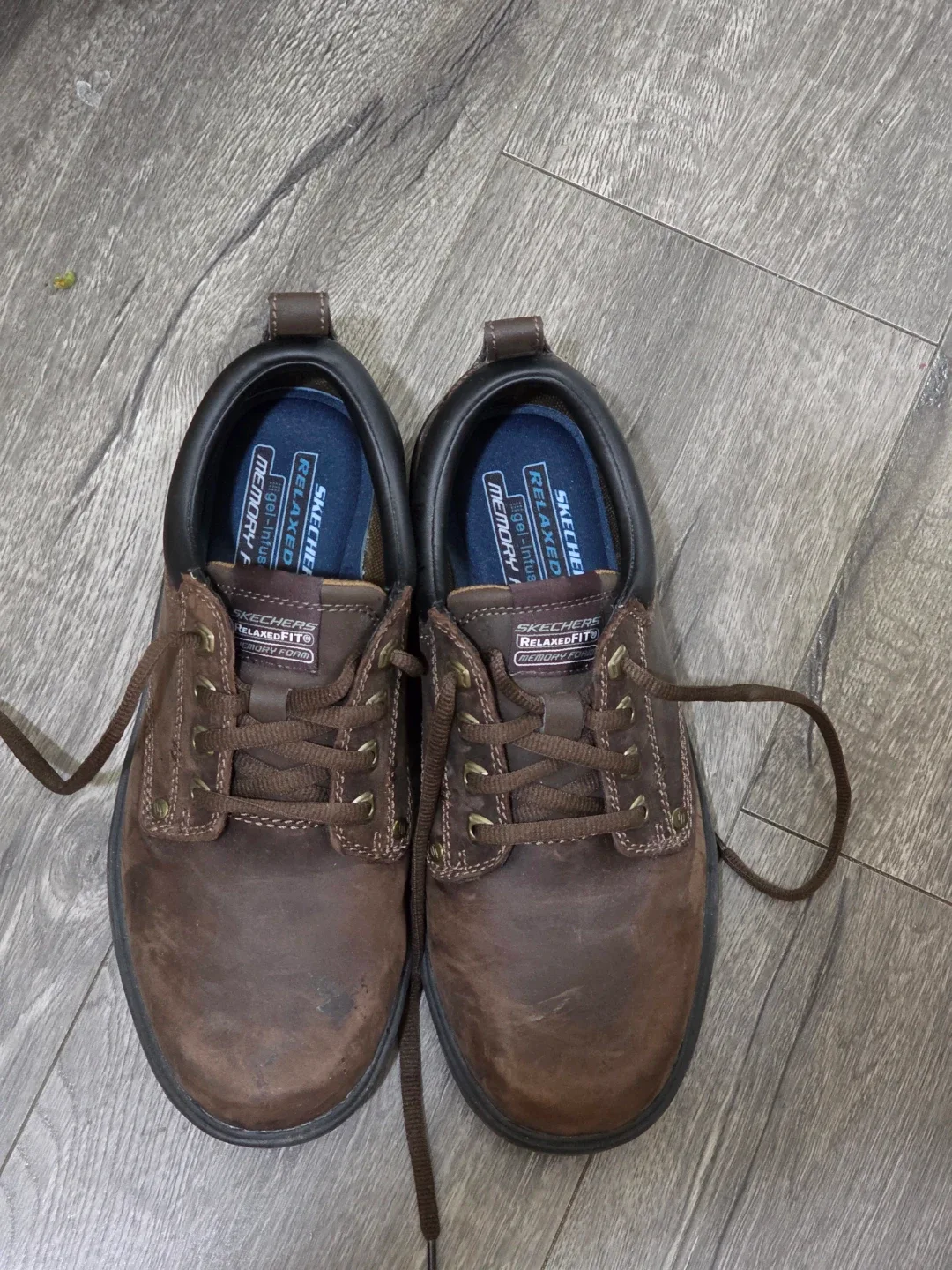 Skechers Relaxed Fit Memory Form Brown Shoes - Size 8.5