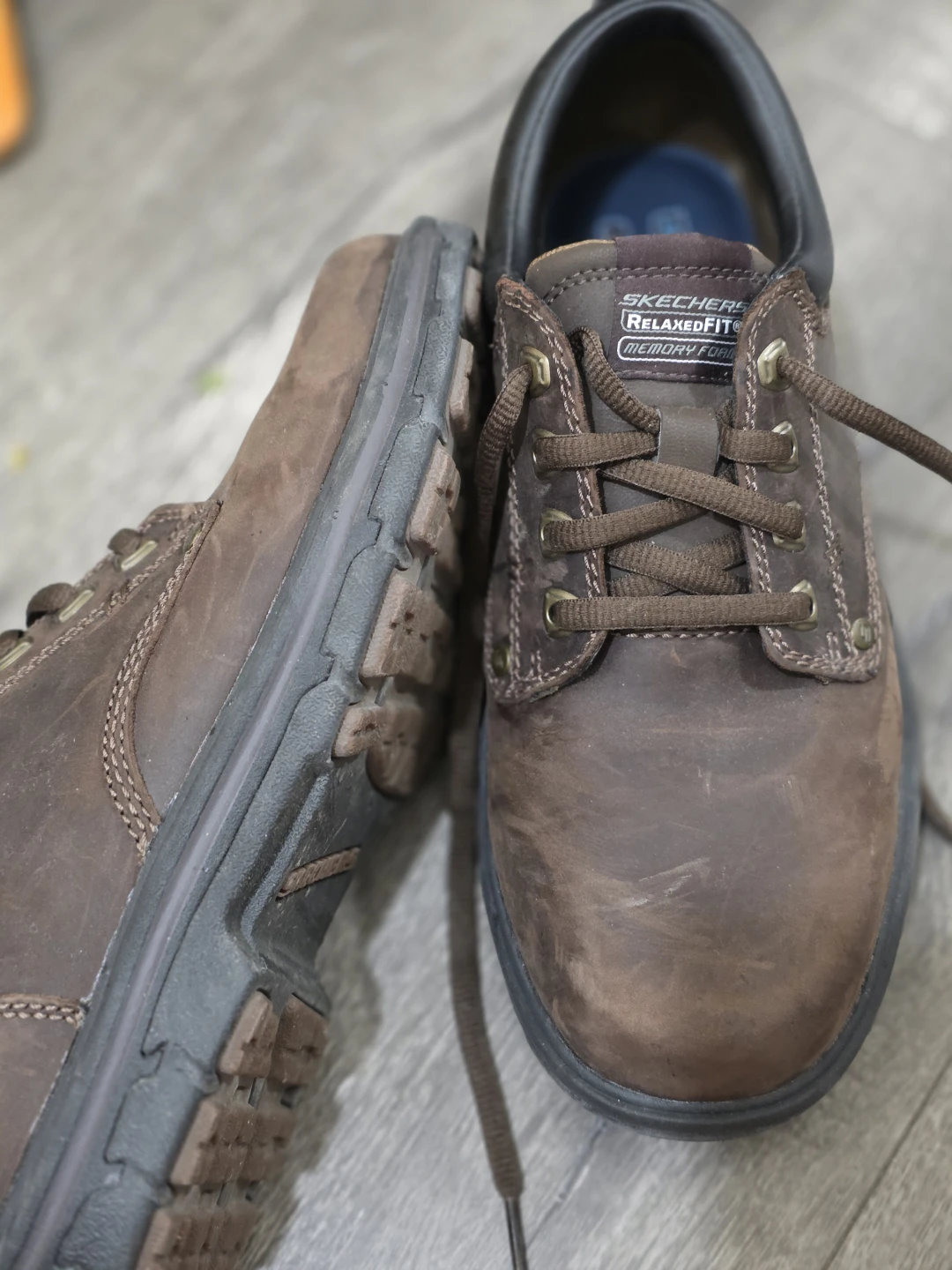 Skechers Relaxed Fit Memory Form Brown Shoes - Size 8.5 - photo 3