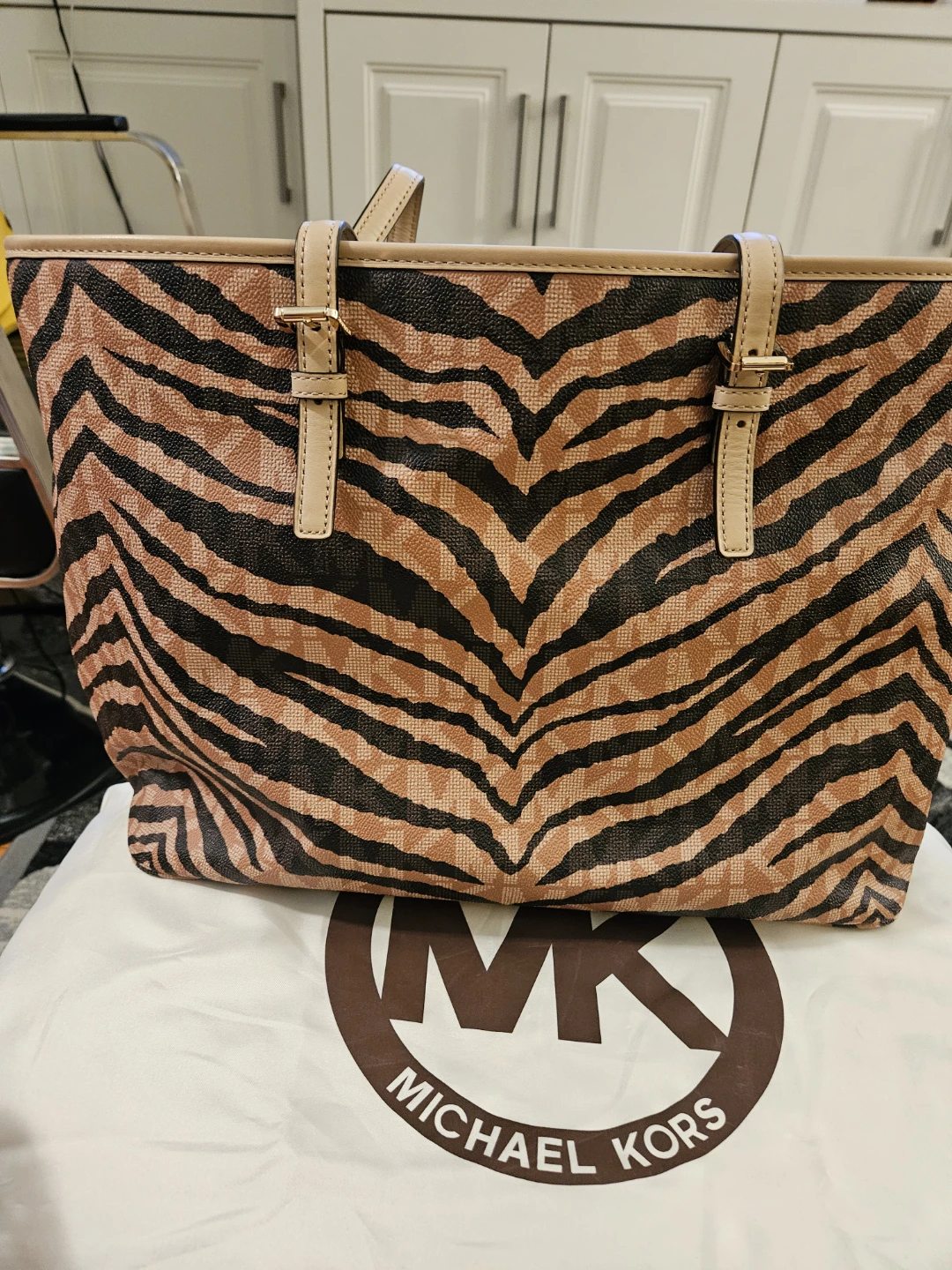 Michael Kors Tote Bag - Animal Print - photo 2