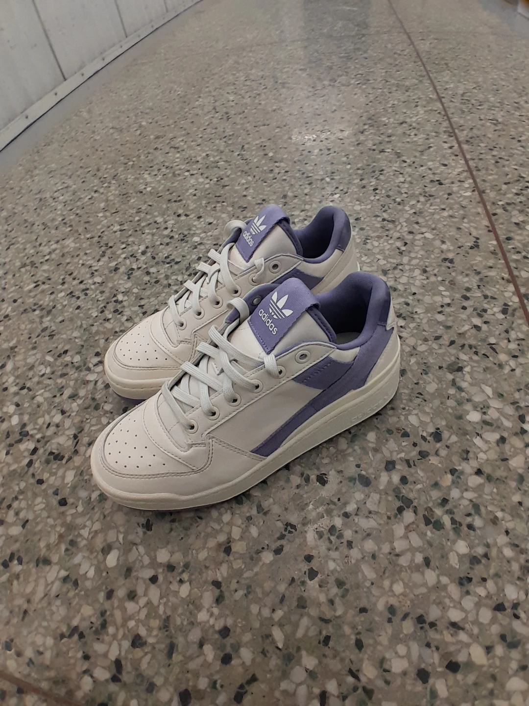 Adidas Forum Low Women's Sneakers  Girls 7 - photo 2
