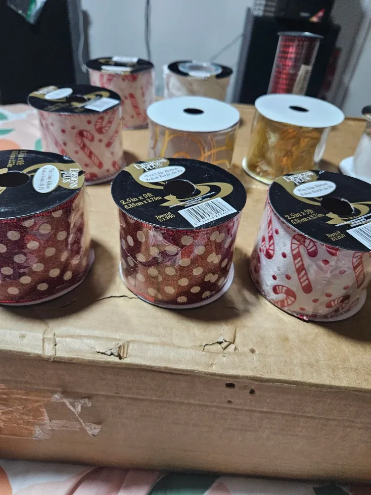 Designs Plus Wire Edge Ribbon Lot image indicator(2)