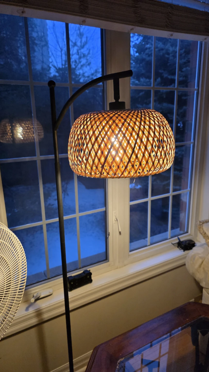 Wicker Style Standing Lamp (bamboo shade)