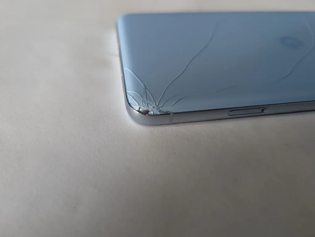 Selling My Google Pixel 8 Pro, 256GB. Price Is Firm! image indicator(3)