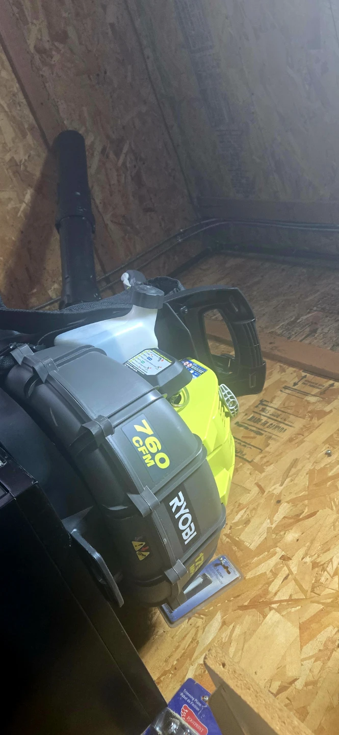 Ryobi 760 CFM Backpack Snow/Leaf Blower - photo 2