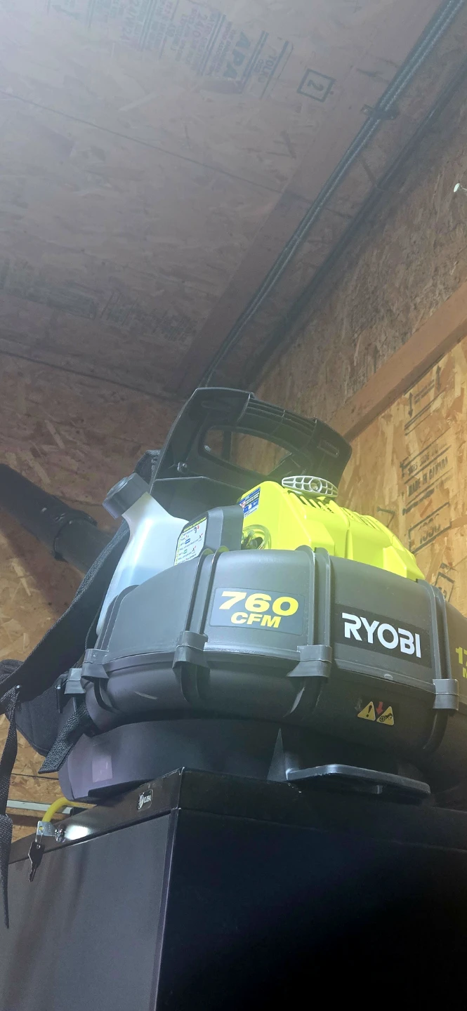 Ryobi 760 CFM Backpack Snow/Leaf Blower - photo 3