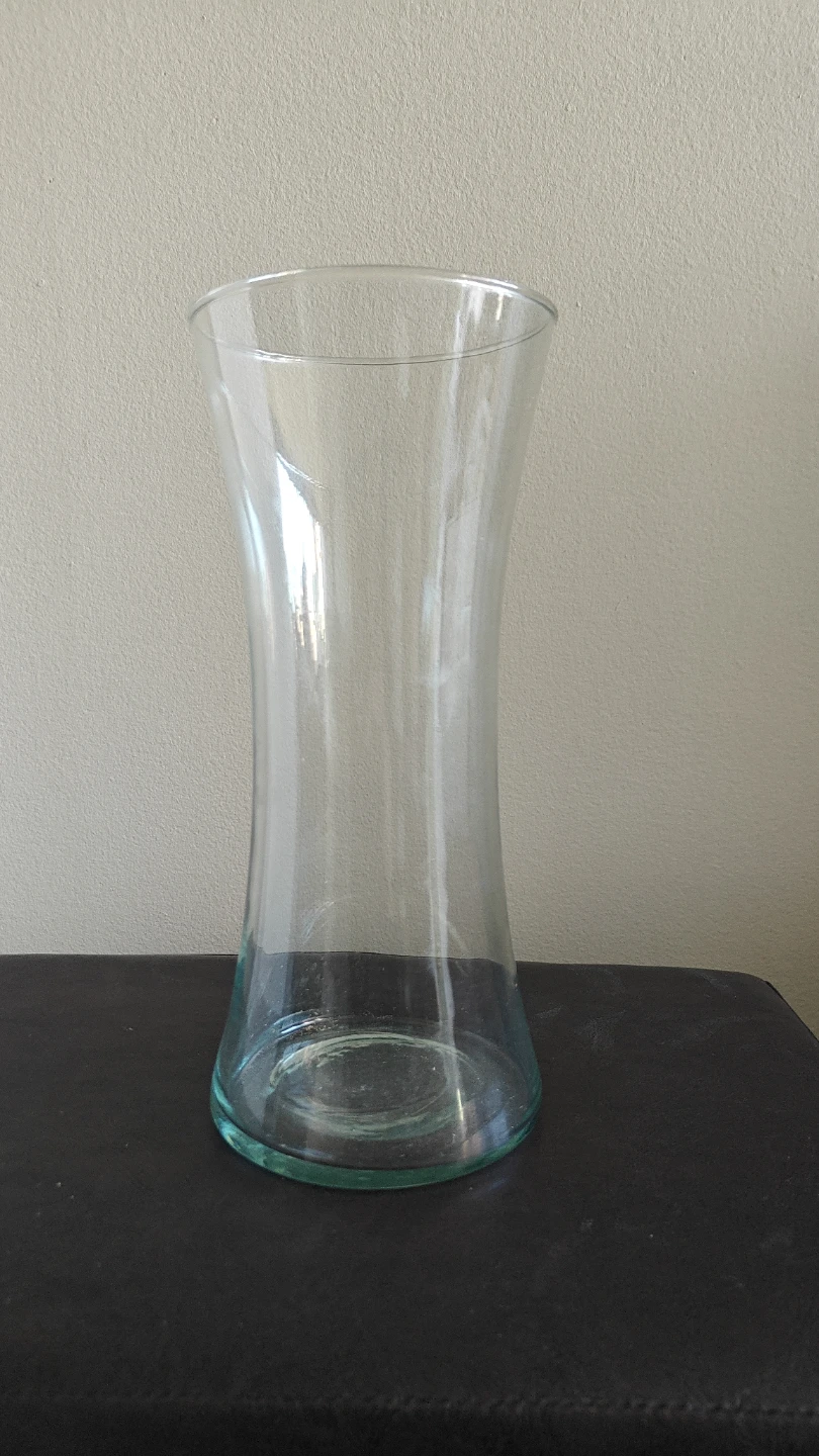 Glass Vase ($5 each)