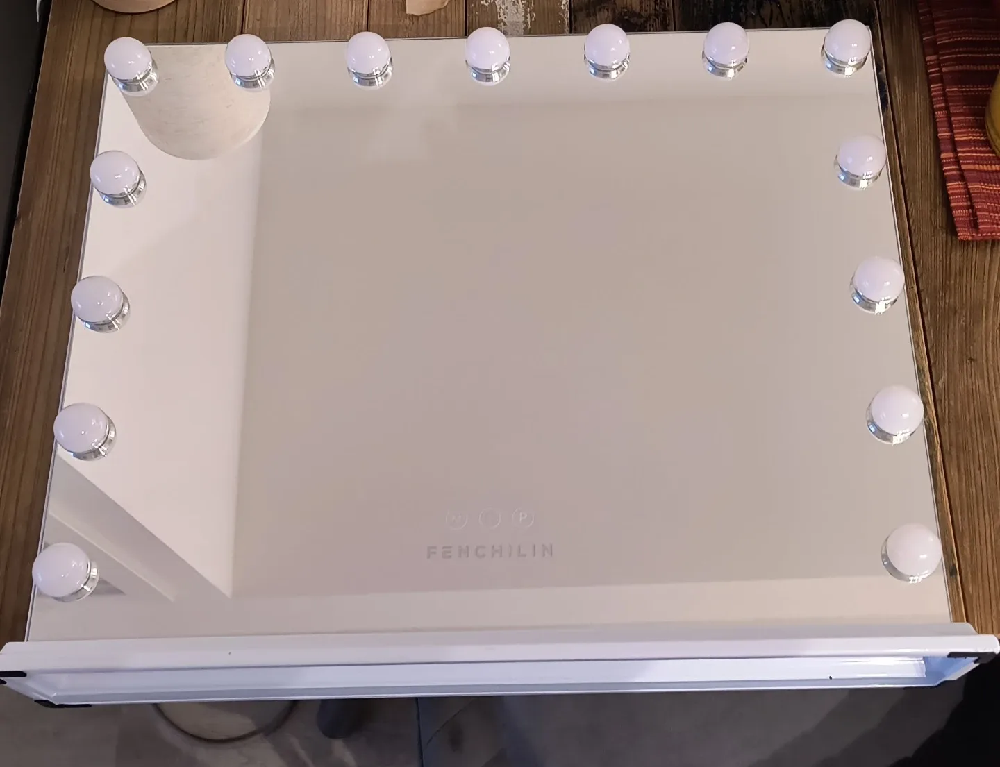 Fenchilin Lighted Vanity Mirror (15 Dimmable LED bulbs)