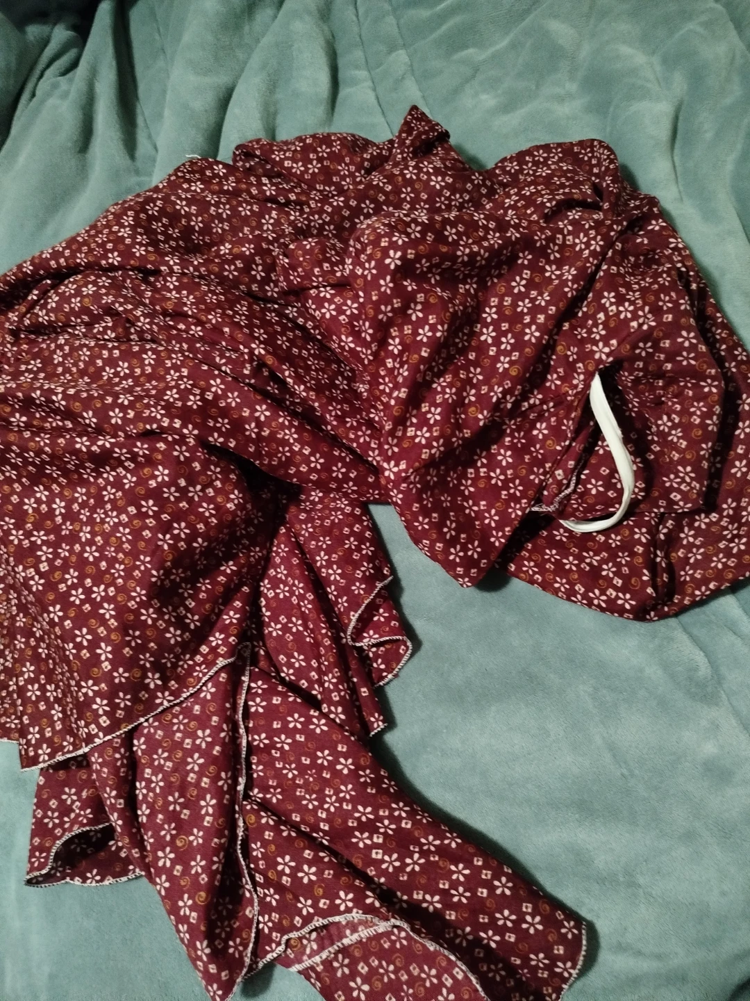 Burgundy Floral Print namaz chader