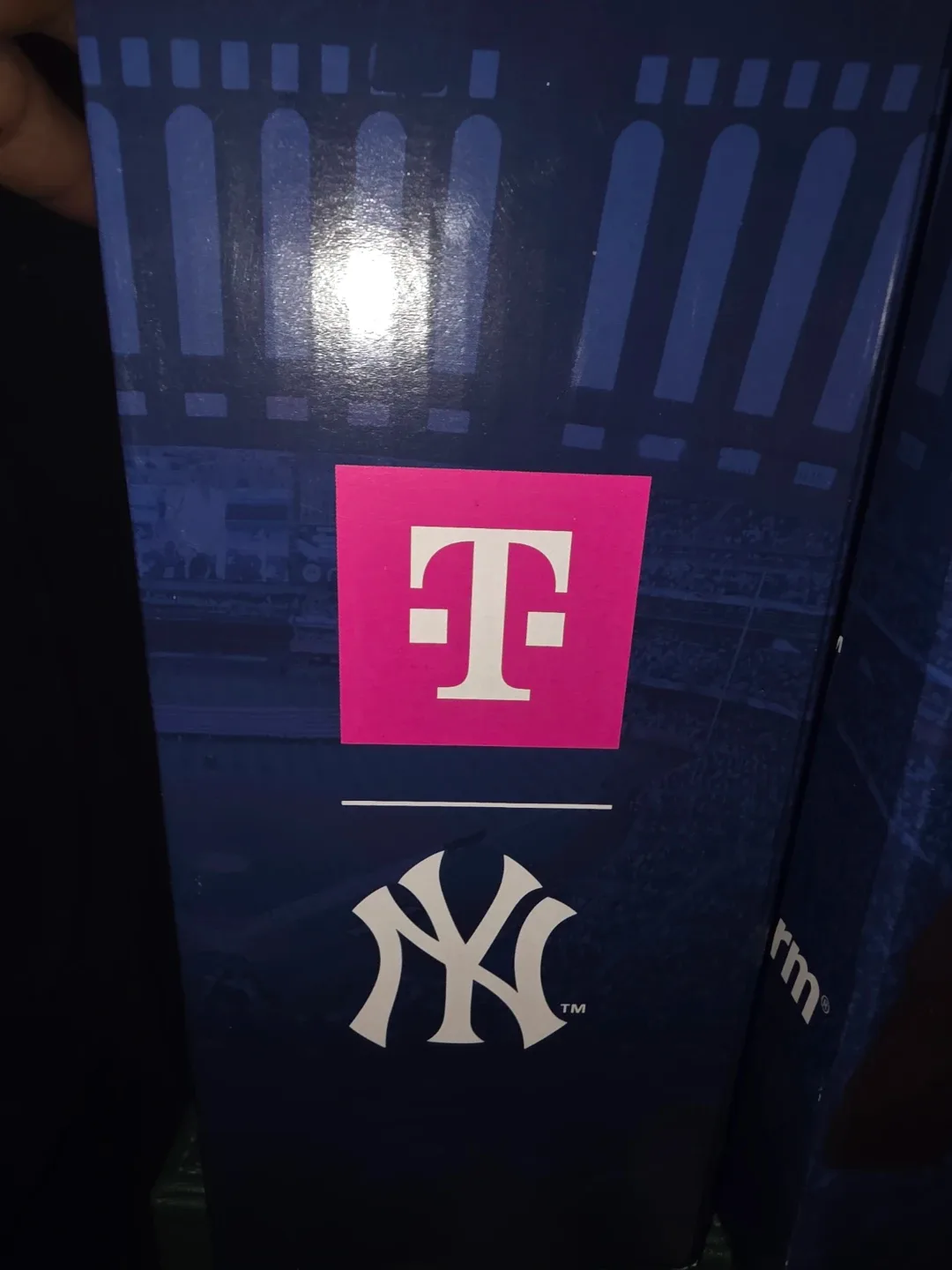 Yogi Berra Bobblehead - 2025 Limited Edition image indicator(6)