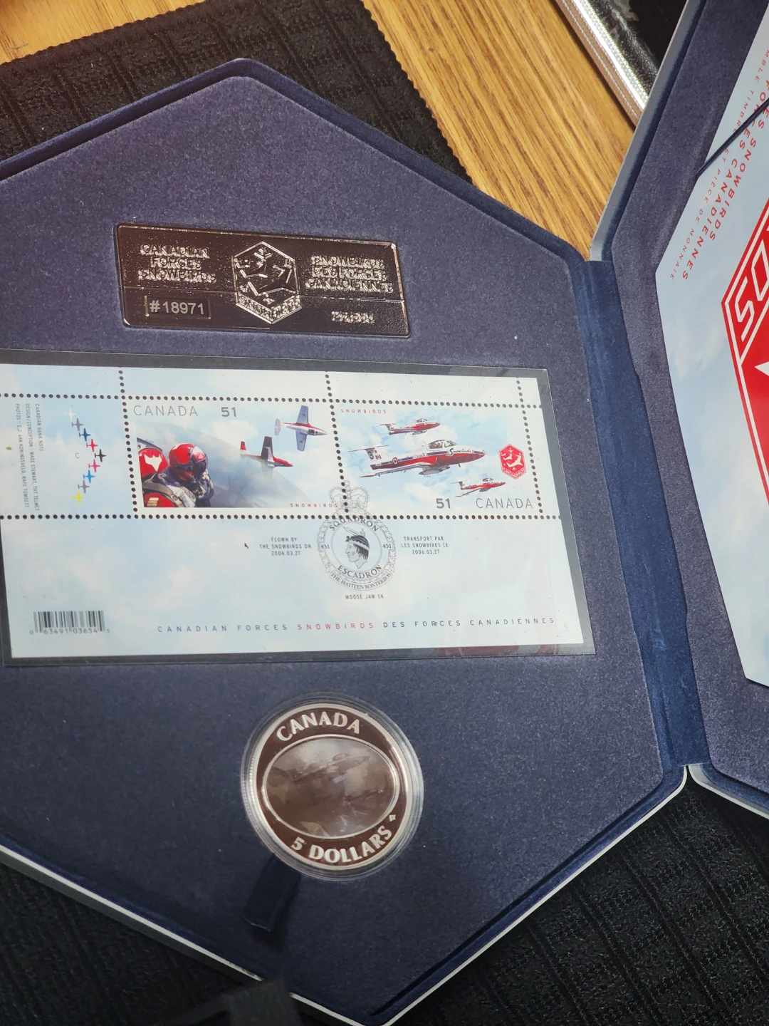 Canadian Forces Snowbirds Stamp and Coin Set - photo 4