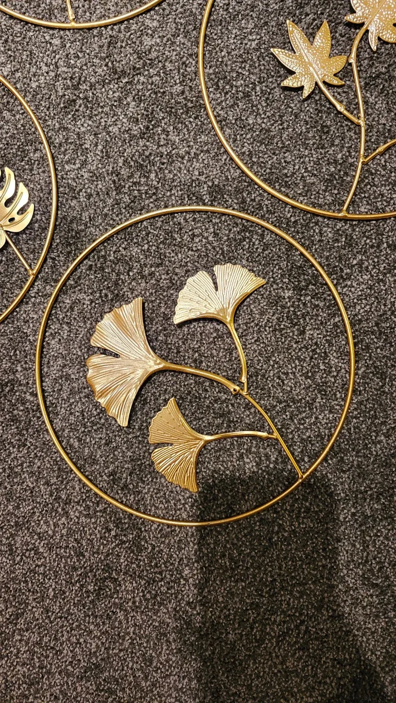 Gold Metal Leaf Wall Decor (Set of 4) image indicator(2)