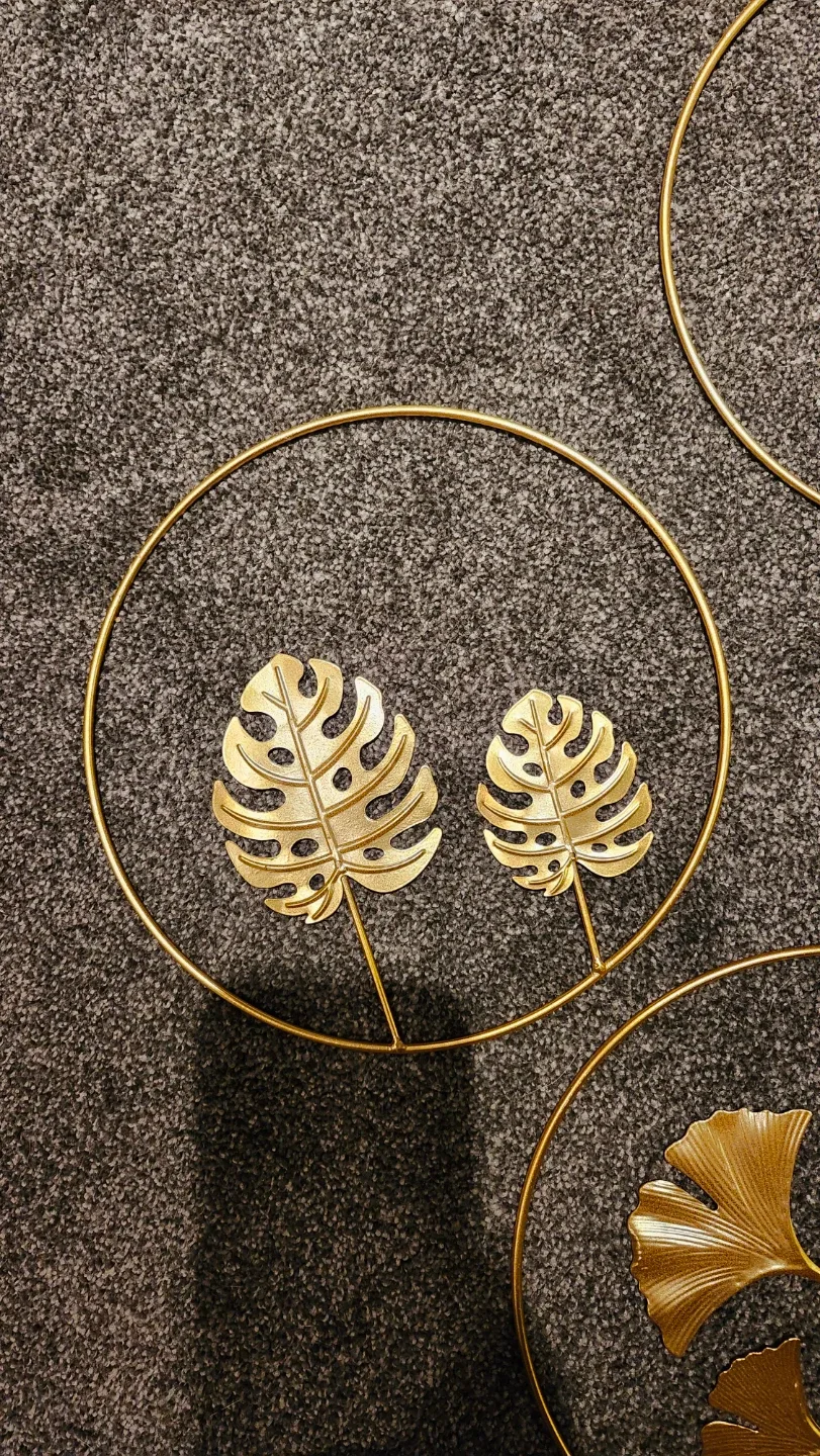 Gold Metal Leaf Wall Decor (Set of 4) image indicator(5)