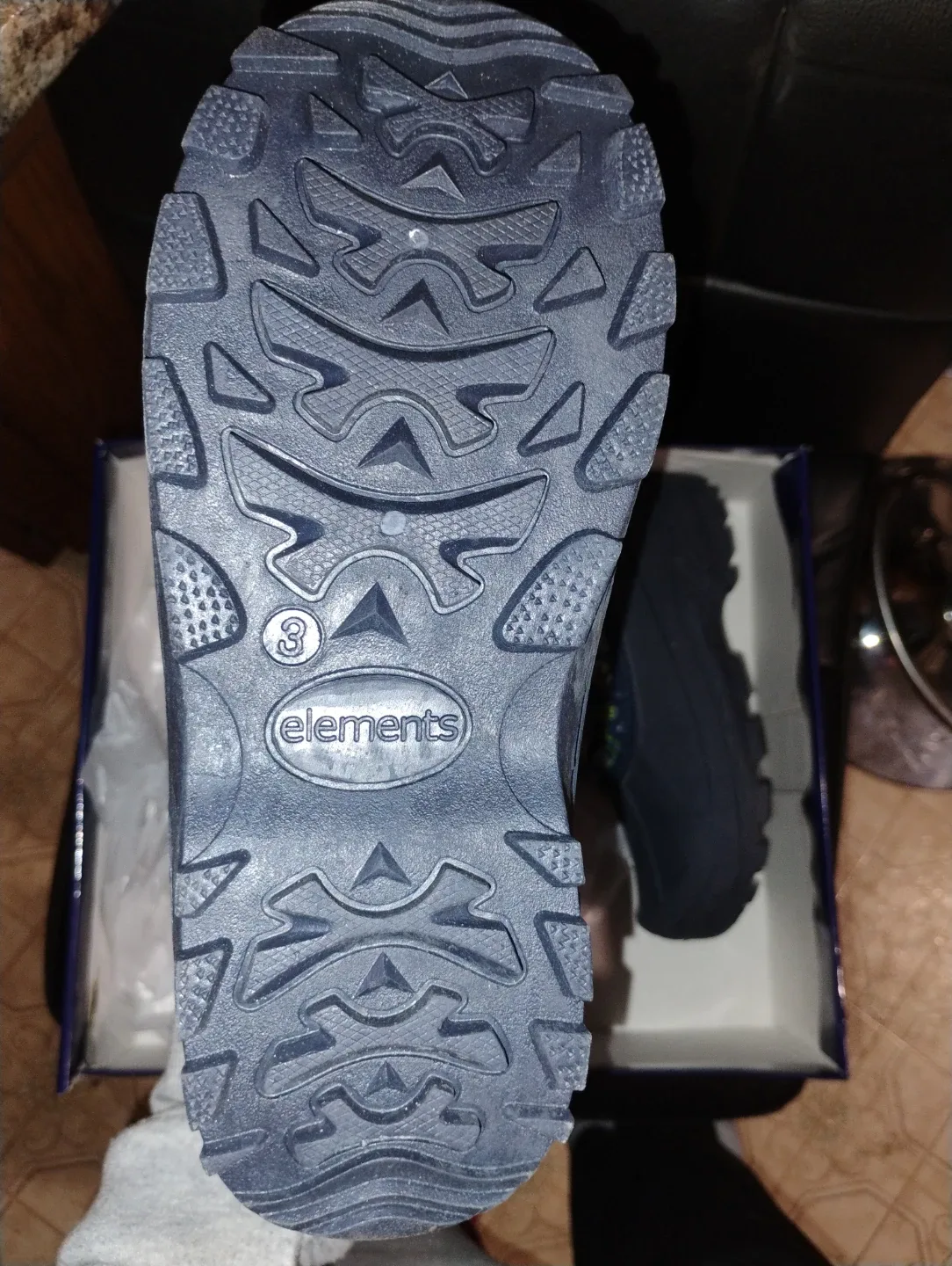 Elements Size 3 Kids Winter Boots - Like New! image indicator(2)