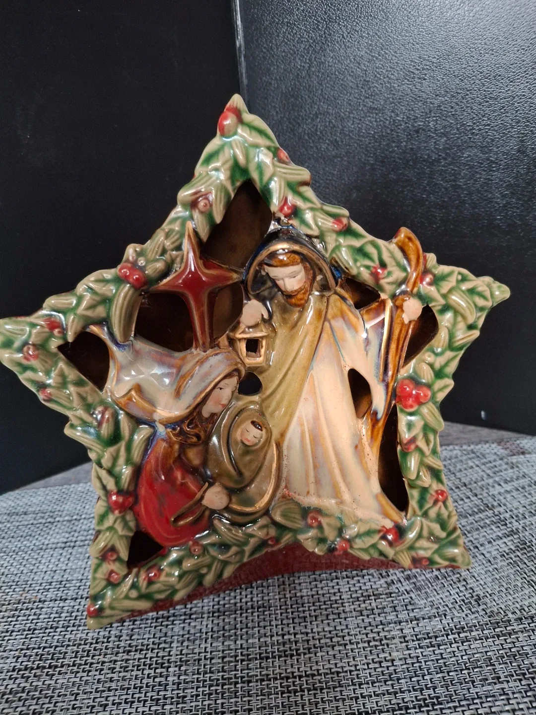 Nativity Scene Star Shaped Ceramic Decoration image indicator(5)