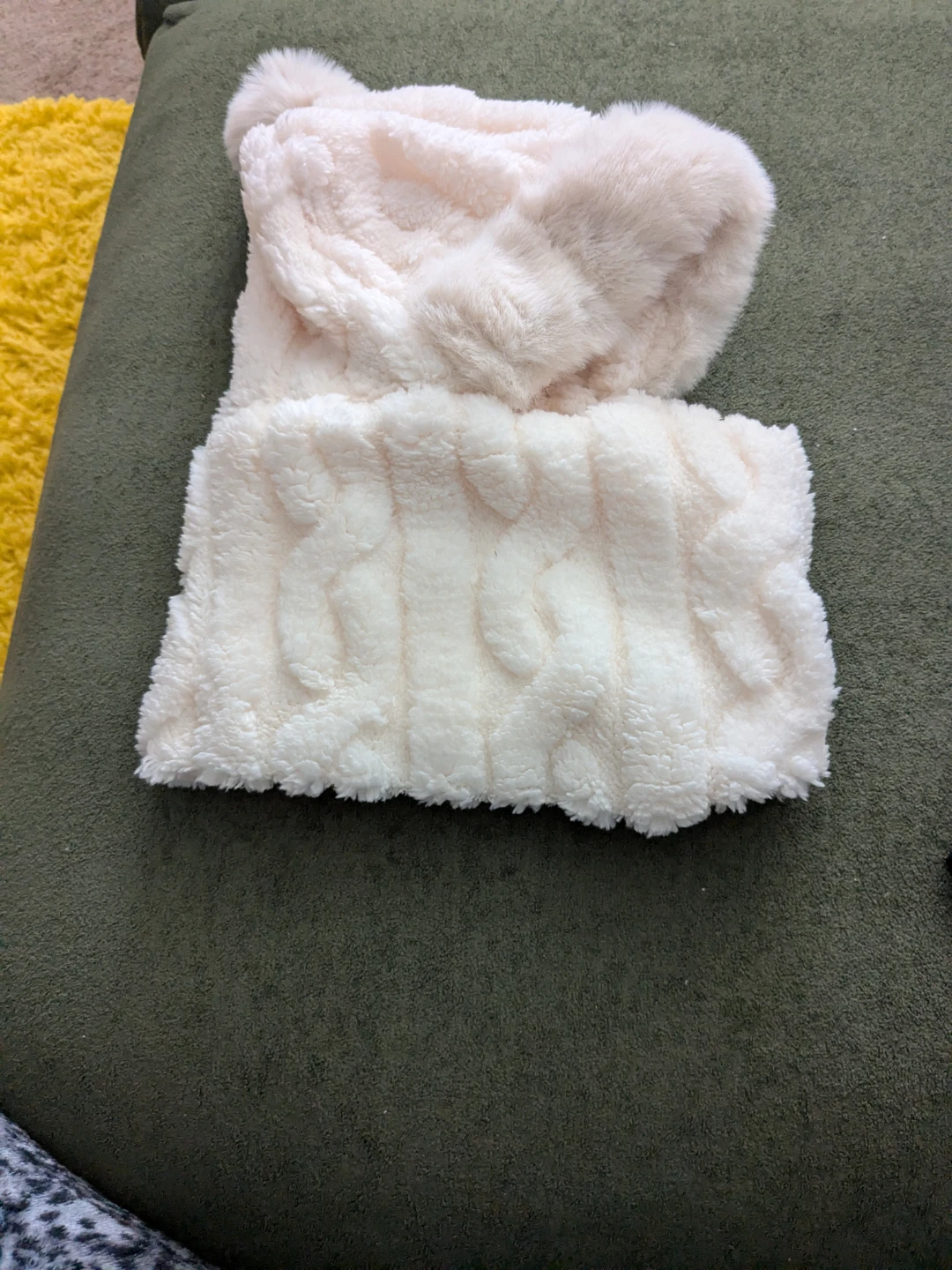 Ultra-Warm Luxury Faux Fur Pom-Pom Beanie & Cable Knit Snood Set - photo 5