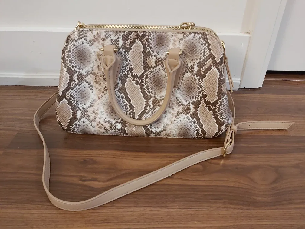 #Cleanout  Bundle: Three satchel bags