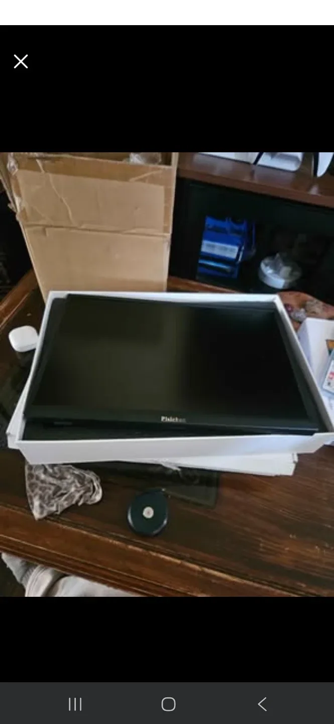 Multiple Portable Monitors Available (Ranging from $60+) image indicator(6)