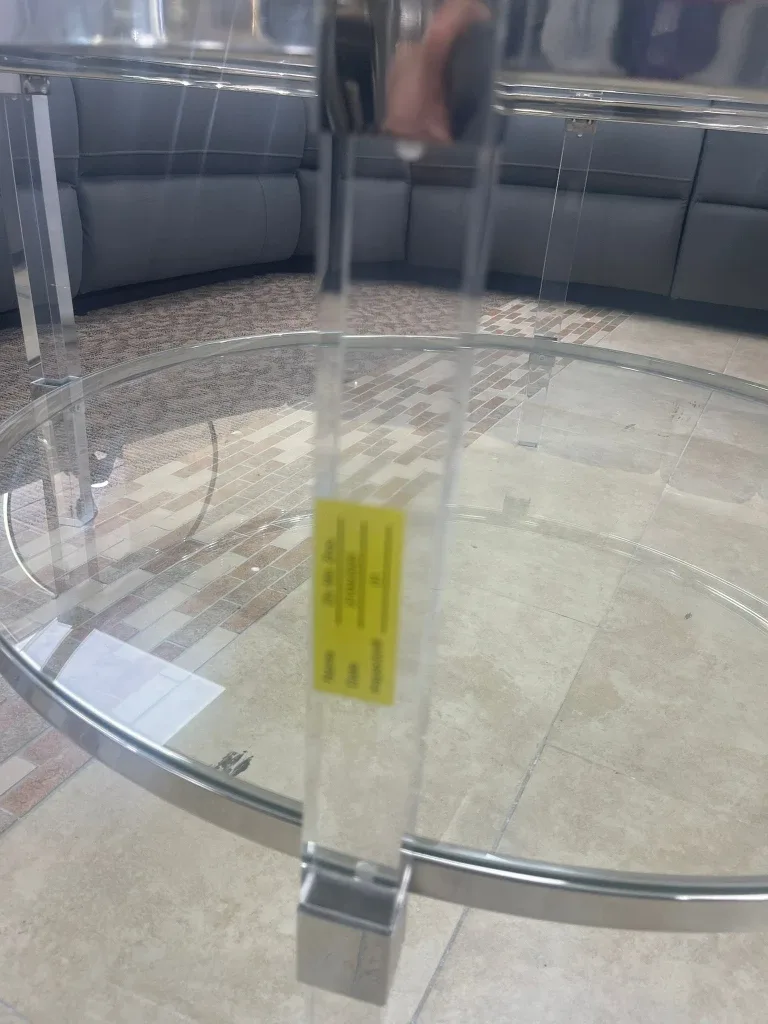 Round Glass Coffee Table image indicator(6)