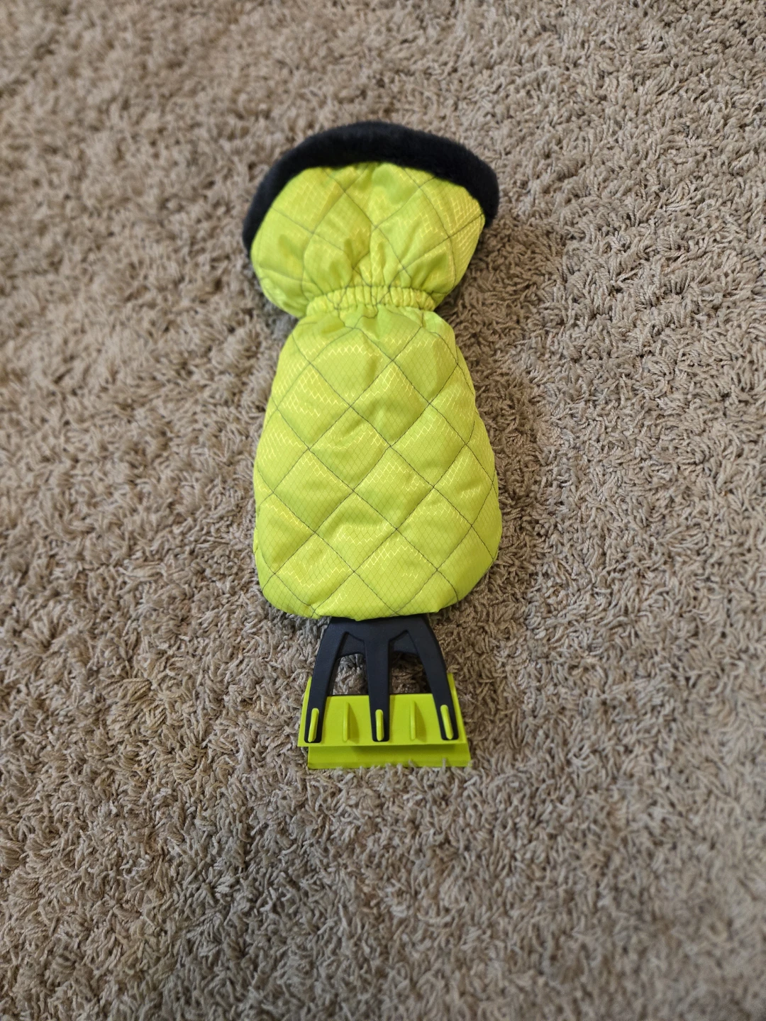 Platinum XL Ice Scraper with Mitt