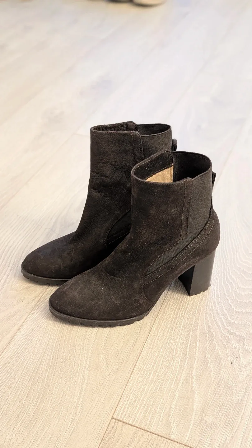 Massimo Dutti Botin Truck Nobuck Chocolate - Size US 6.5