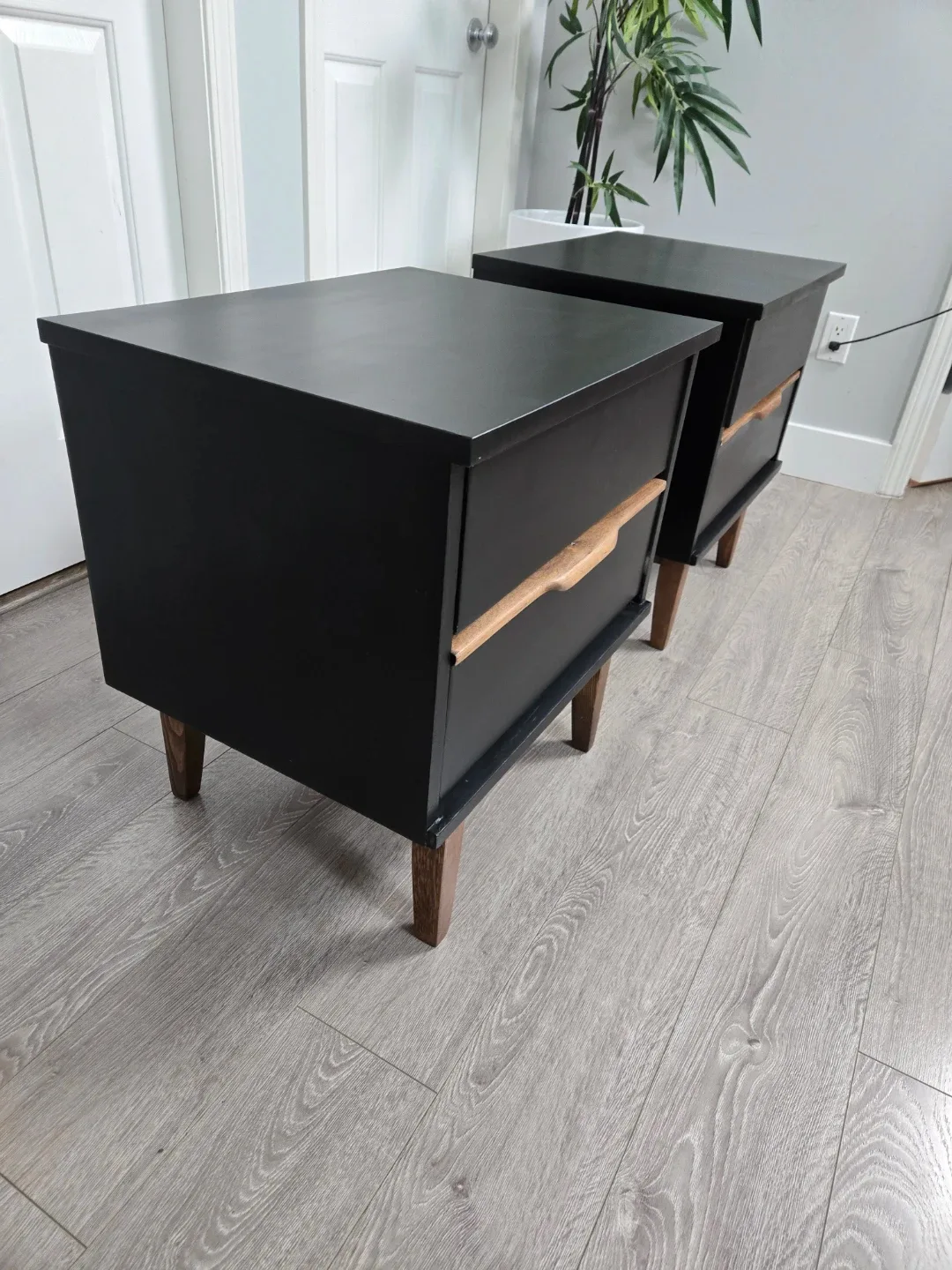 2 x Newly refinished mcm mid century modern nightstands image indicator(3)