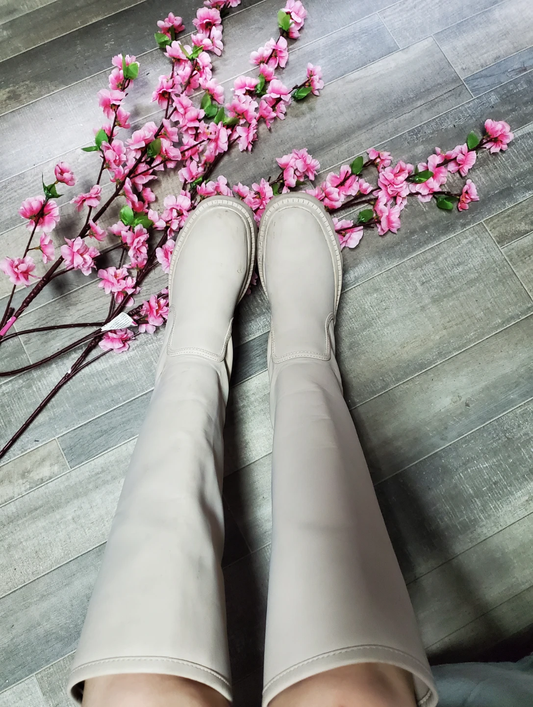 Cassietta off-white/light grey knee high boots -- Size 7 - photo 2