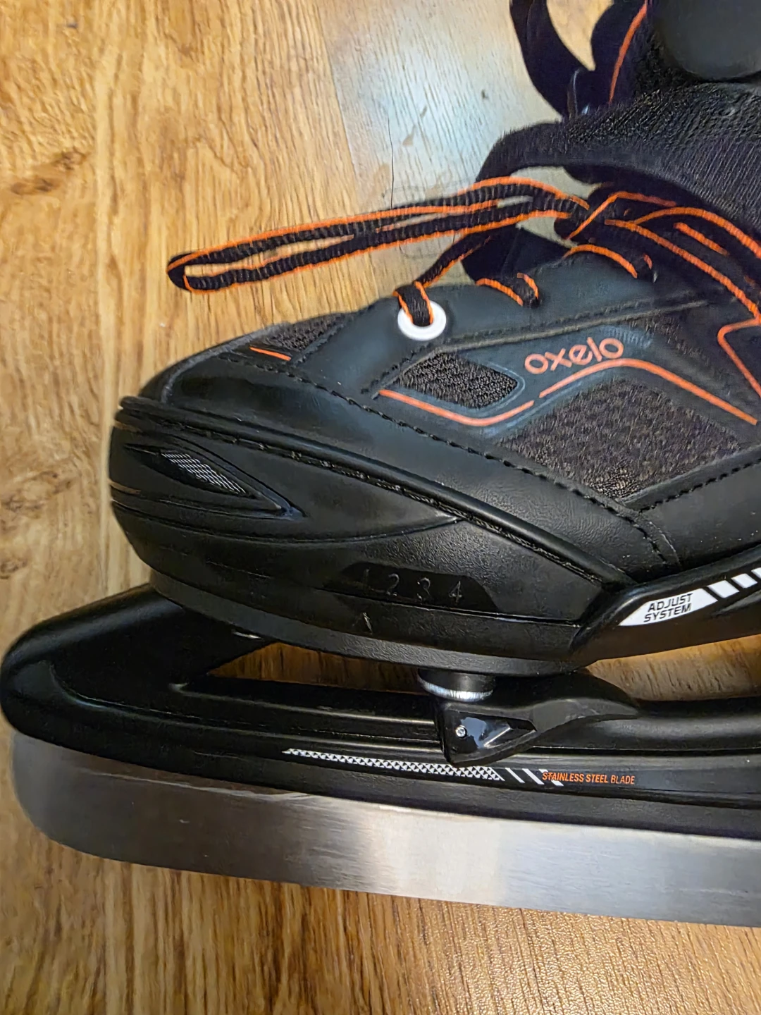 Oxelo Adjustable Kids Ice Skates (Size 35-38) - photo 4