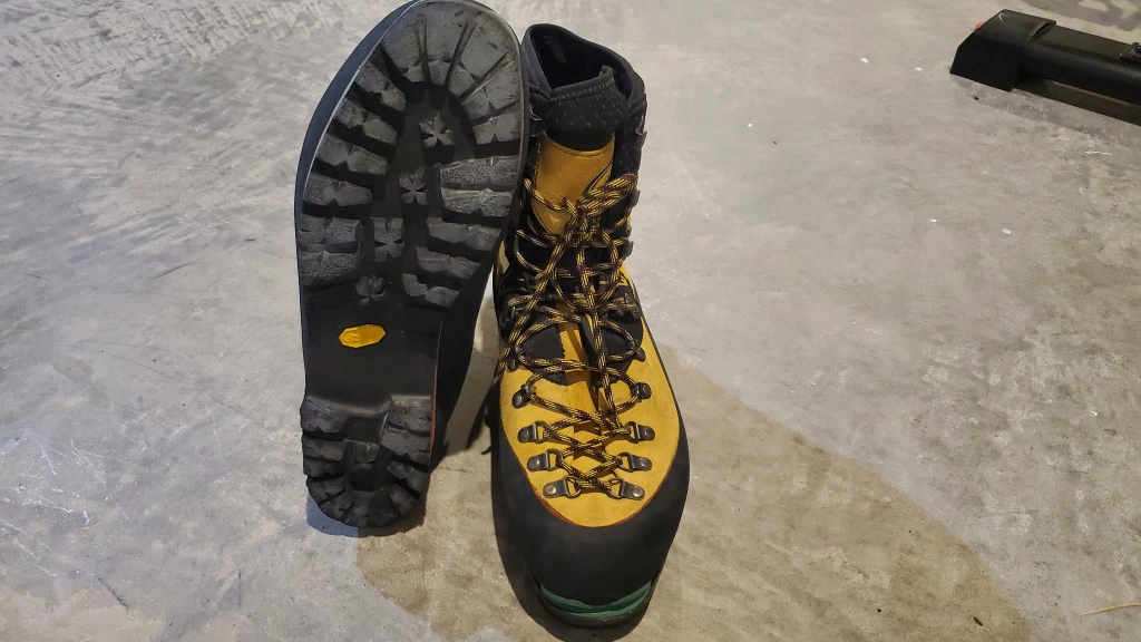 La Sportiva Nepal EVO GTX Mountaineering Boots - Size 46 - photo 3