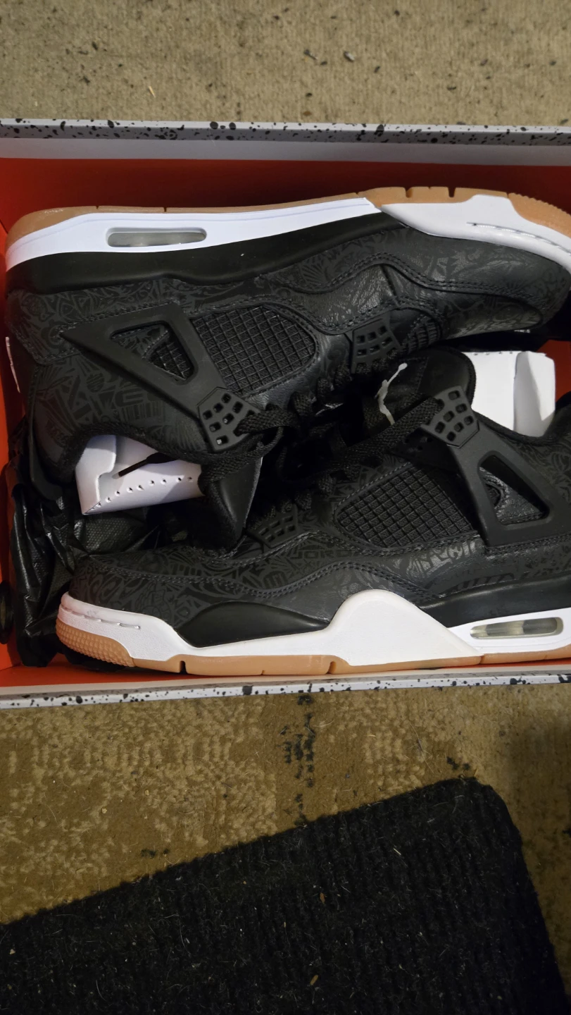 Air Jordan 4 Retro Size 11