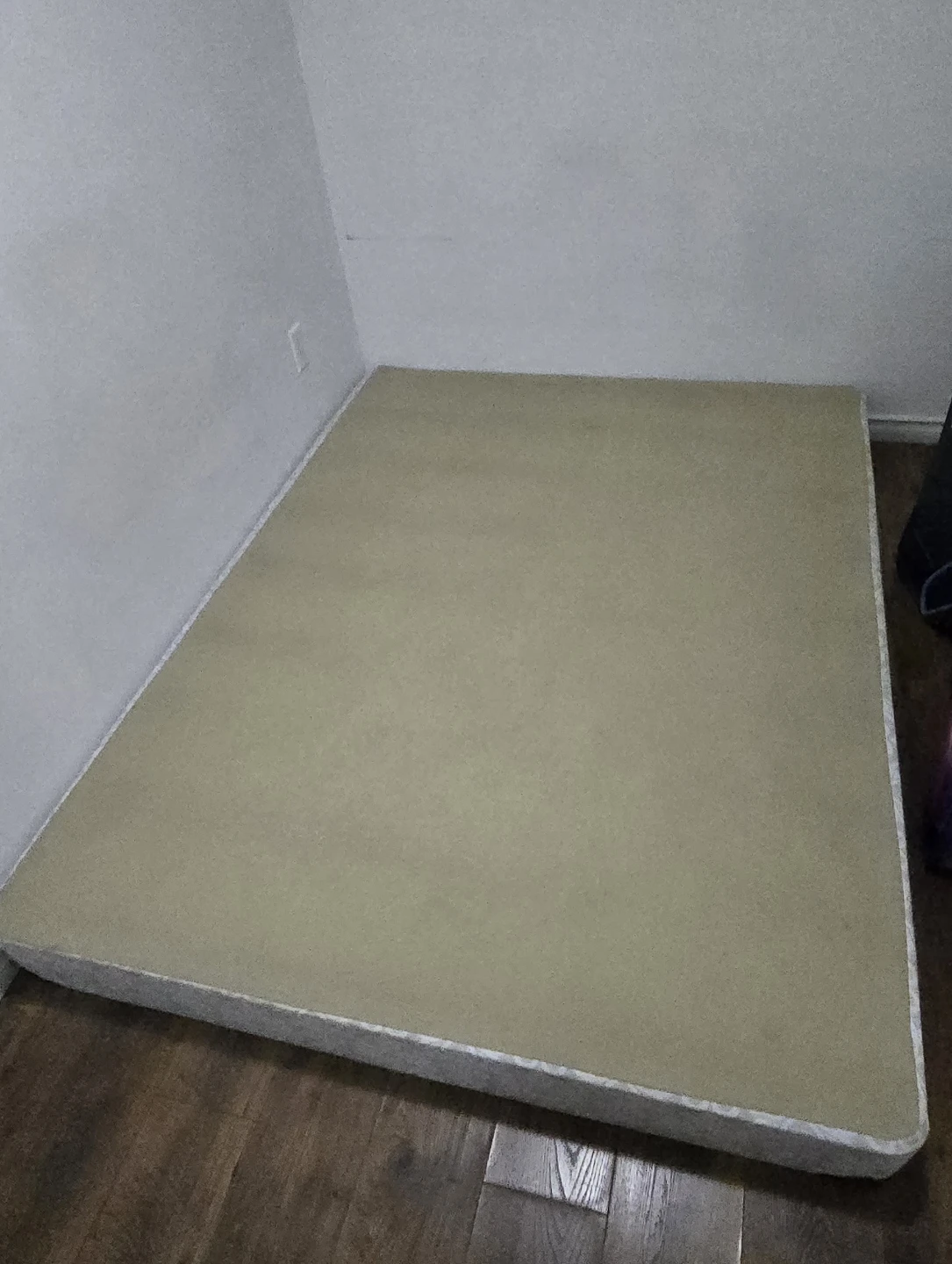Bed spring box